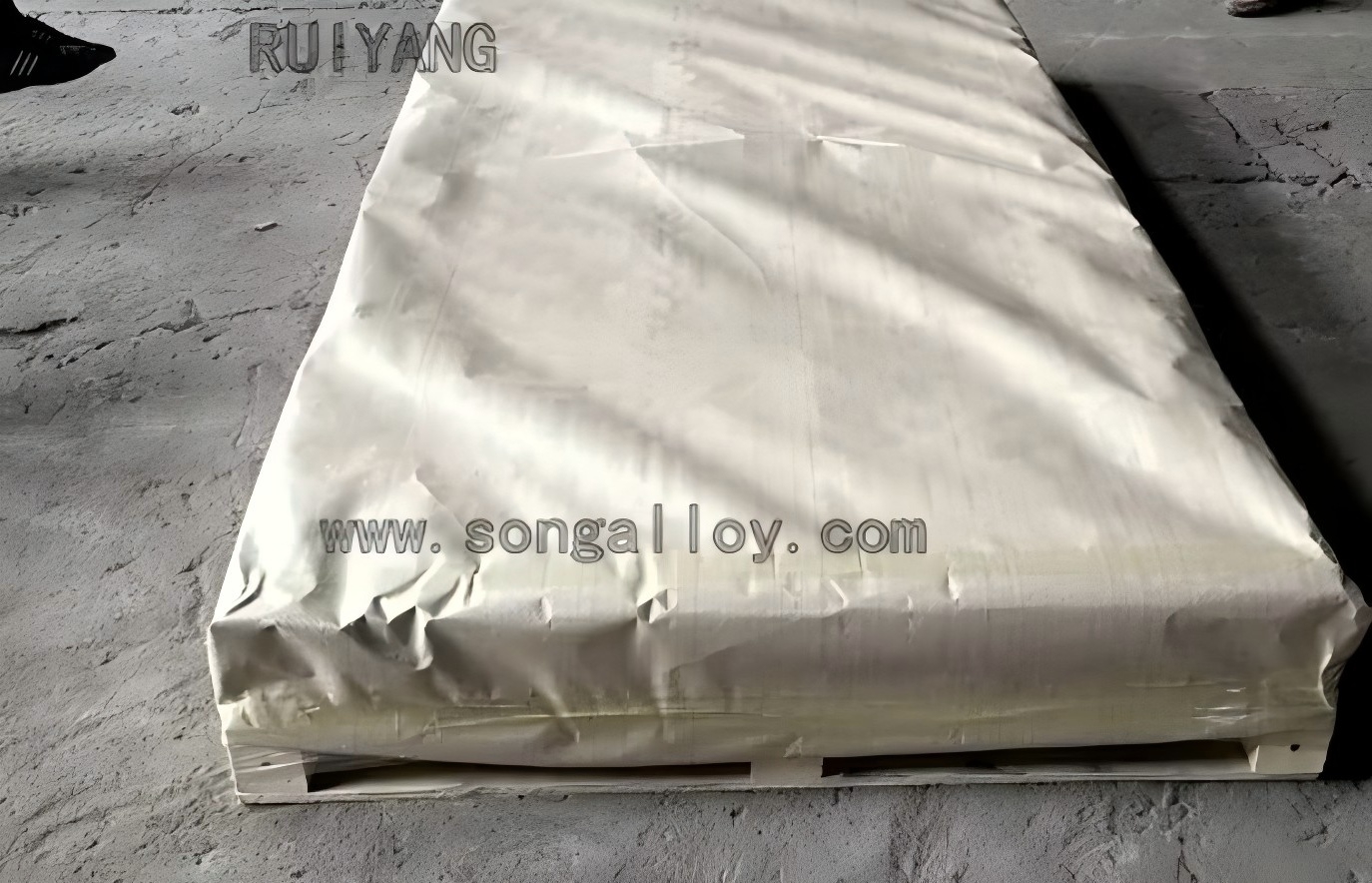 Tấm thép không gỉ cuộn nóng 410